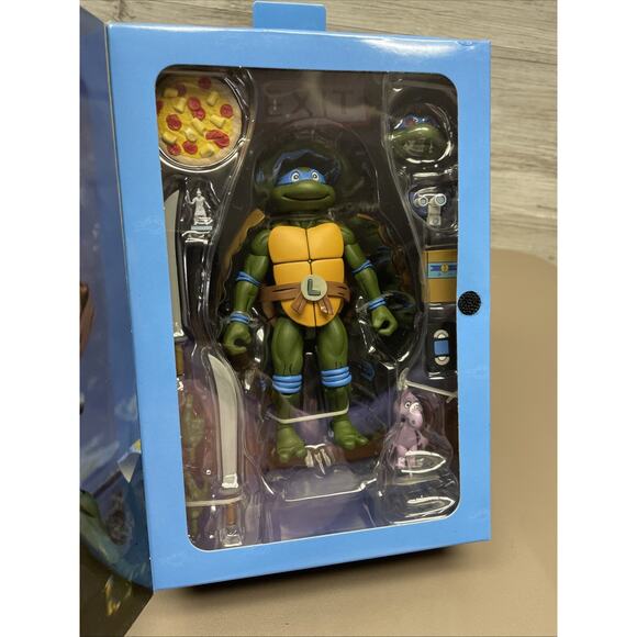NECA Pizza Club Leonardo Leads Teenage Mutant Ninja Turtles TMNT Action Figure - Picture 2 of 8